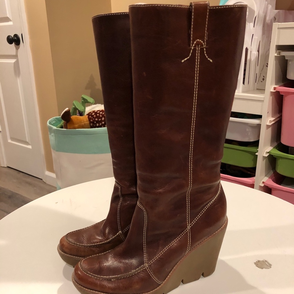 Size 10 Michael Kors leather wedged boots
